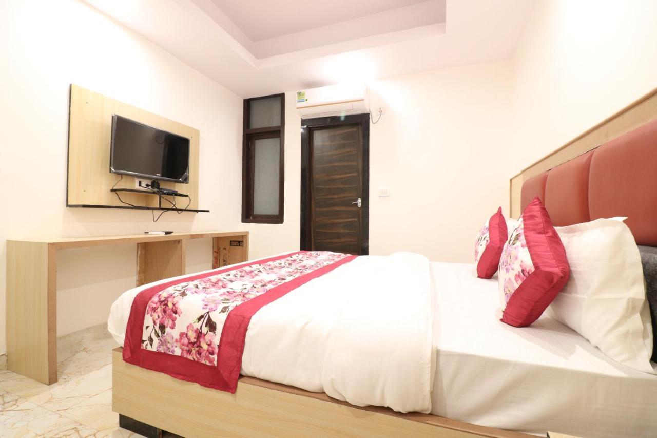 Hotel Hari International - Noida Sector 11 Exterior foto
