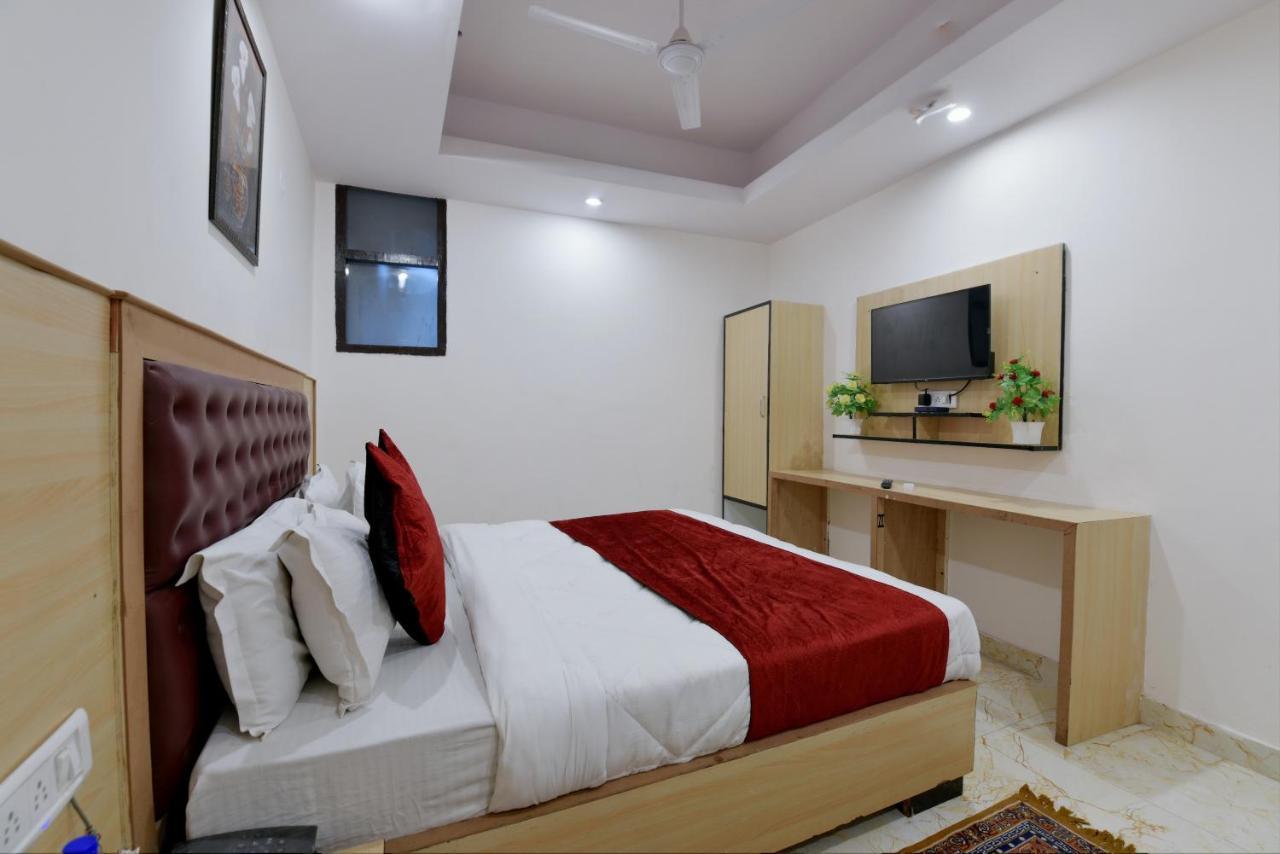 Hotel Hari International - Noida Sector 11 Exterior foto