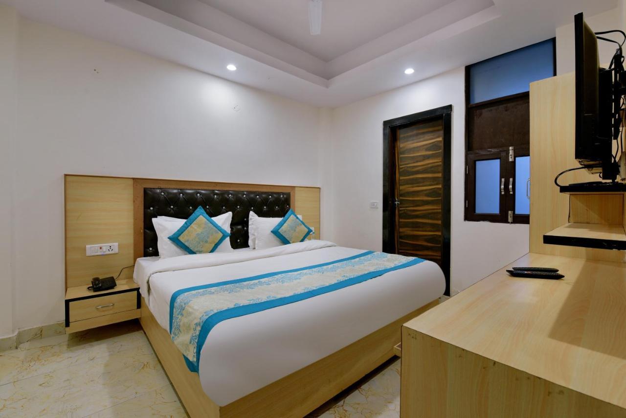 Hotel Hari International - Noida Sector 11 Exterior foto