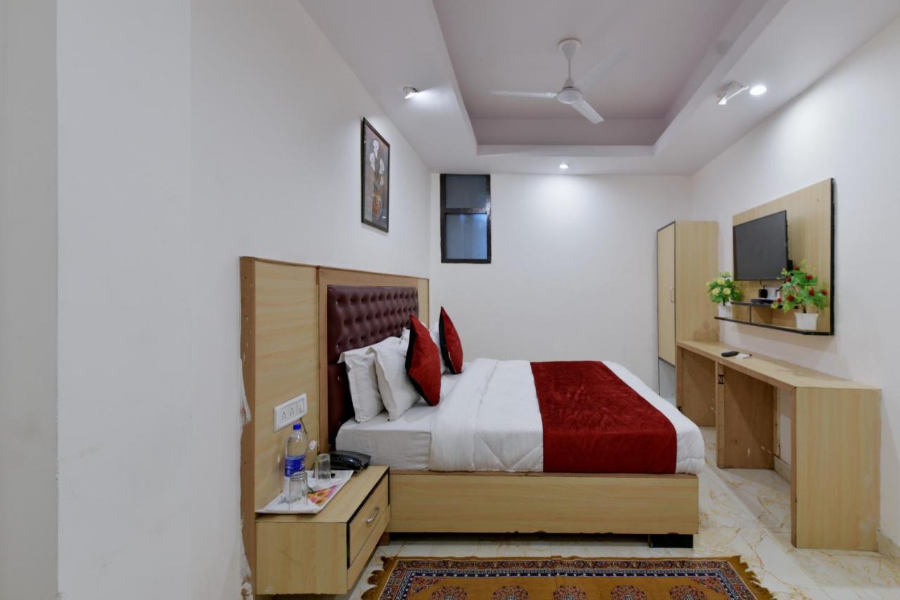 Hotel Hari International - Noida Sector 11 Exterior foto