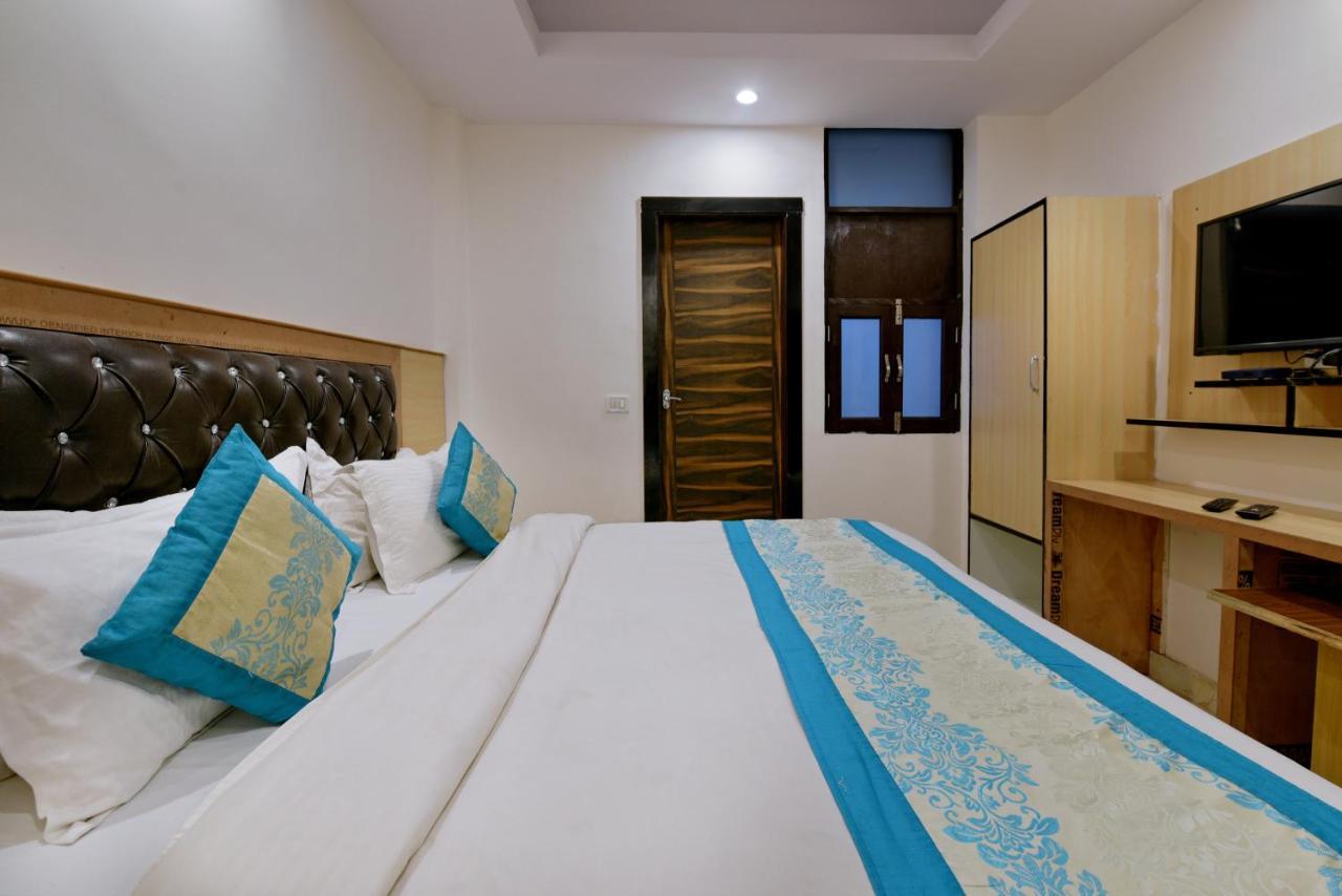 Hotel Hari International - Noida Sector 11 Exterior foto